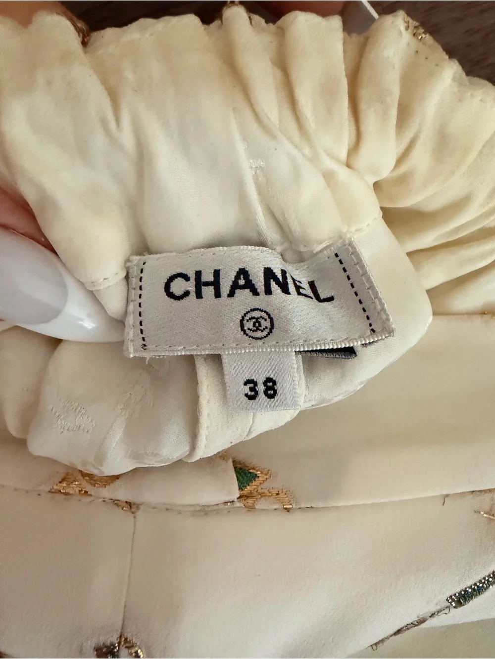 RARE CHANEL RUNWAY 2023/2022A CRUISE 100% SILK & REAL GOLD Sz 38 LIKE NEW PANT
